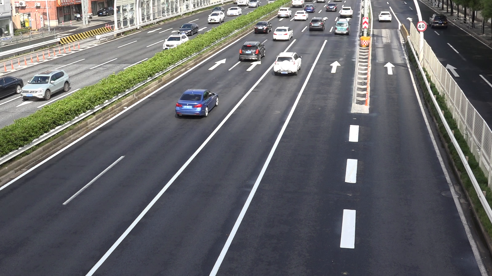 図2 実験現場の撮影映像(高速道路)